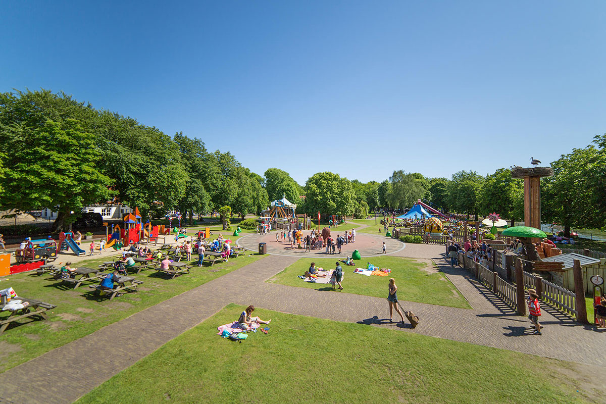 Spelen in Oud Valkeveen